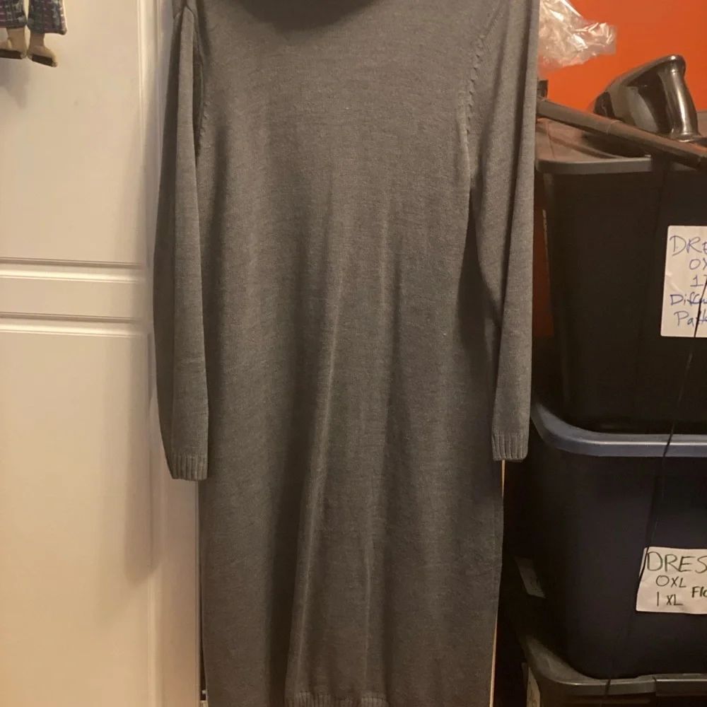 DRESS - Picture 7 of 11